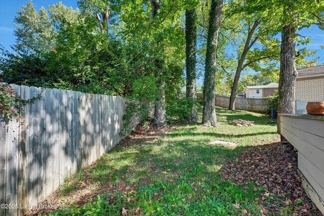 Building Photo - 7405 Ridan Way