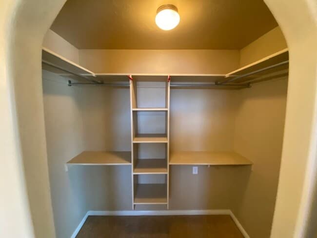 Building Photo - Move-in Bonus!! 3 bed -2.5 bath Twin Home