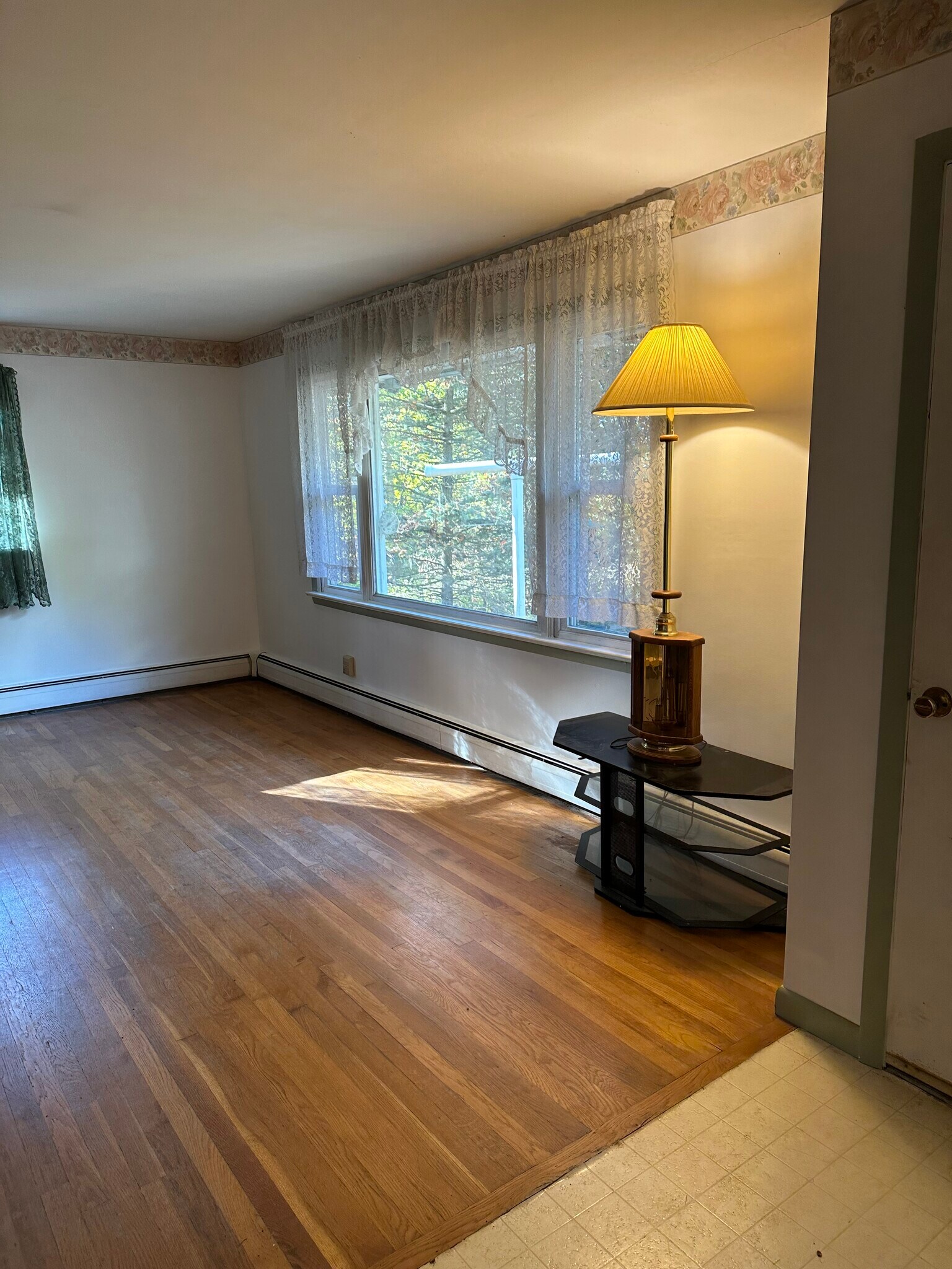 Building Photo - 8244 Lake Street Ext