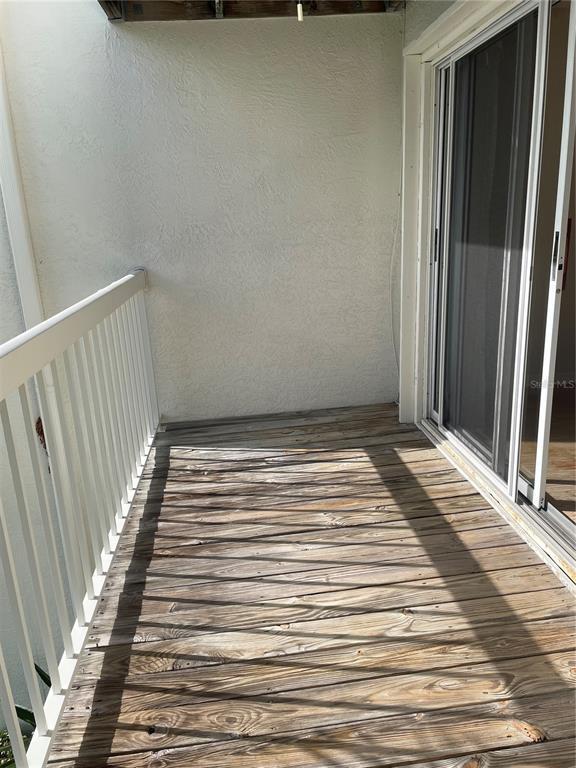 Building Photo - 323 Madeira Cir