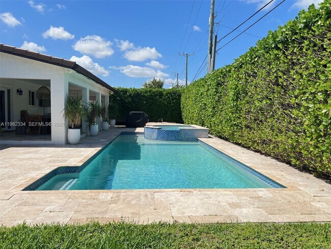 Building Photo - 7901 NW 171st St