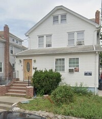 Building Photo - 105-11 193rd St