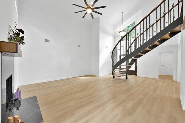Building Photo - 11612 Timberwild St