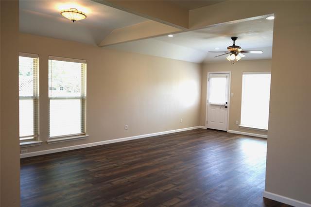 Building Photo - 6322 Woolwich Dr