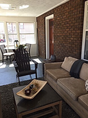 Building Photo - 321 Charles Avenue Southeast