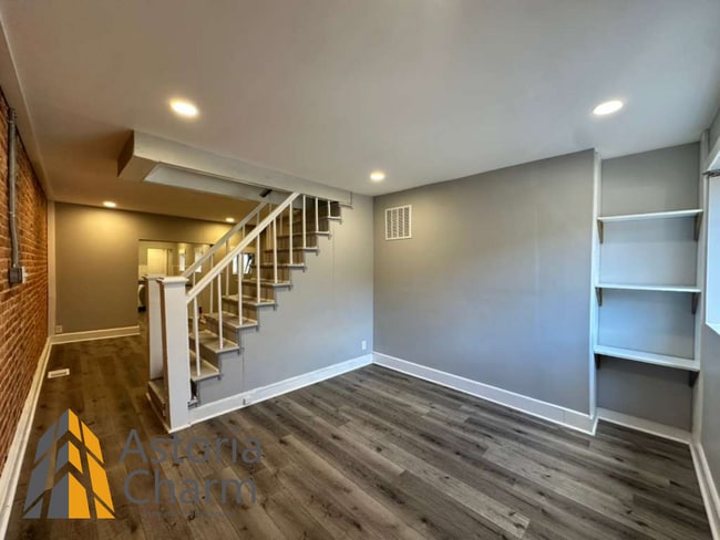 Building Photo - One Month Free on a 13-Month Lease if you Move In by 01/15/26!