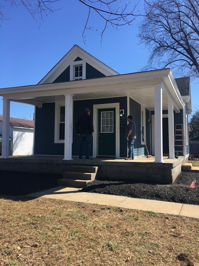 Building Photo - 735 Beechwood Ave