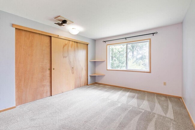 Building Photo - 3433 SW McNary Pkwy
