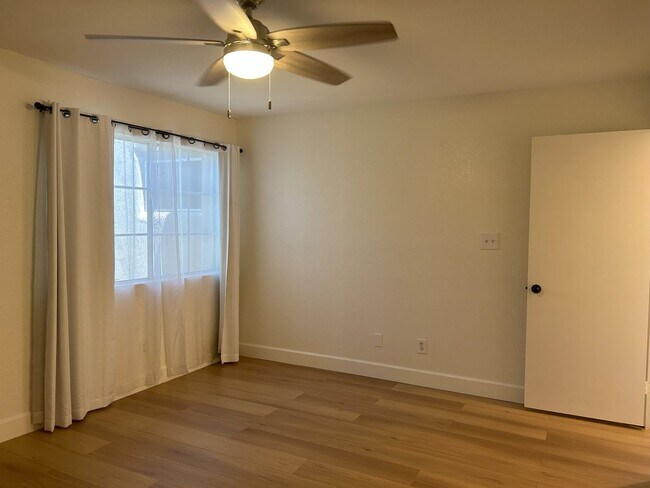 Building Photo - 2 Bedroom/2 bath Condo in the Mission de L...