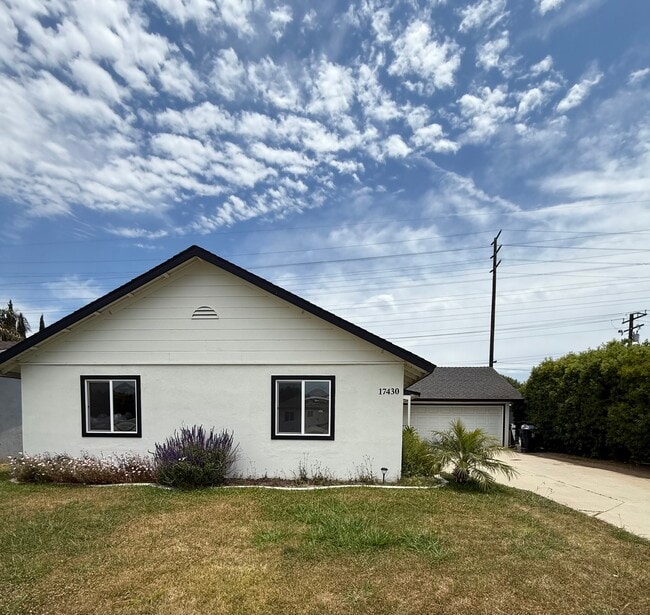 Building Photo - 17430 Santa Maria St