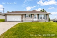 Building Photo - 1442 Oriole Dr