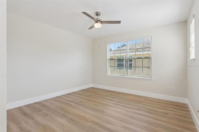 Building Photo - 6615 Helmsley Cir