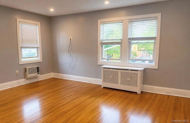 Building Photo - 49 Hempstead Ave