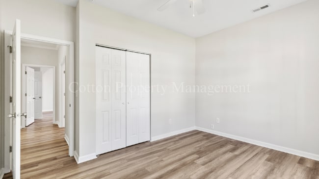 Building Photo - 1010 Winterberry Cir