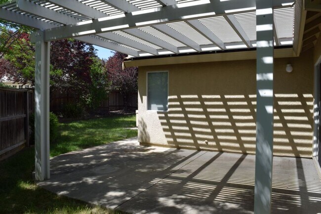 Building Photo - 4840 Knightswood Way