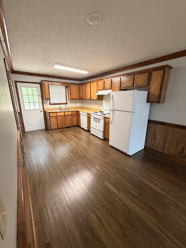 Building Photo - 1022 Wesley Cove