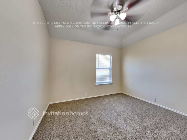 Building Photo - 1804 Lacey Oak Ln