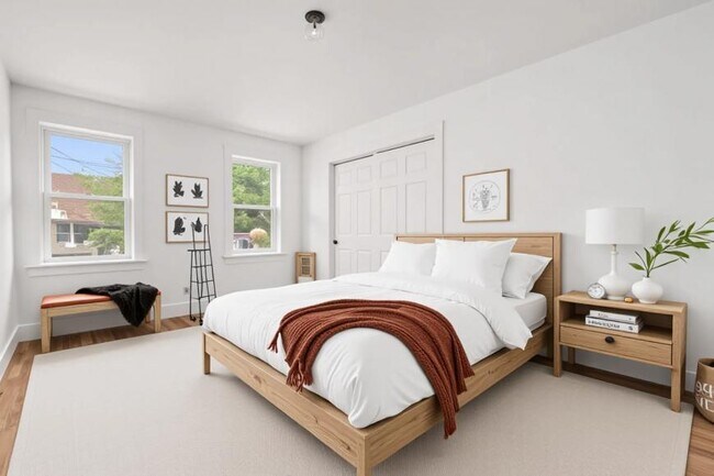 Building Photo - 4 bedroom in Newton MA 02461