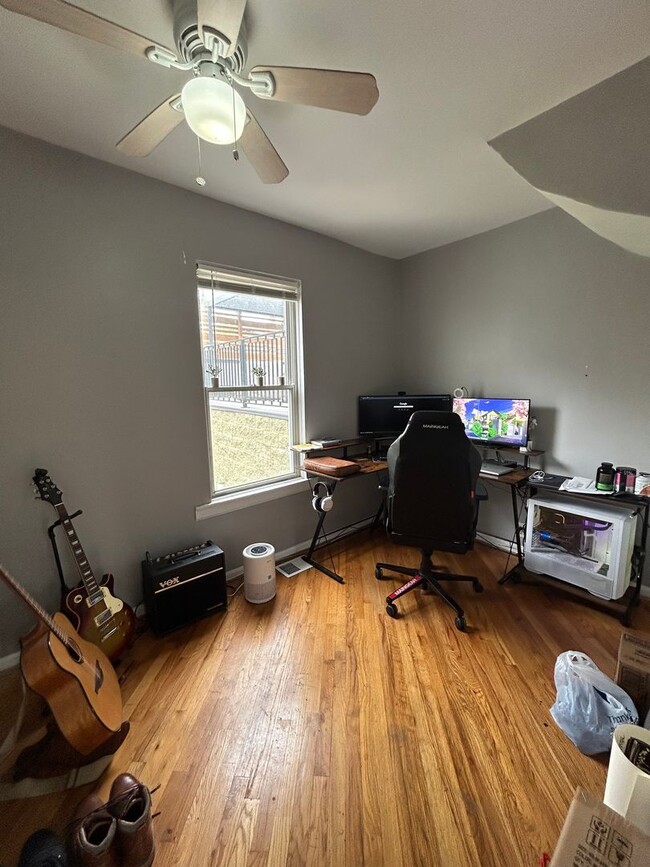 Building Photo - 1617 N Hudson Ave