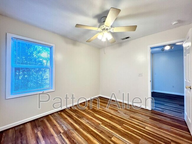 Building Photo - 109 Citadel Dr