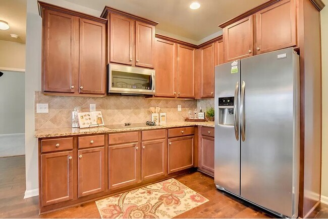 Building Photo - 151 Seaton Ave