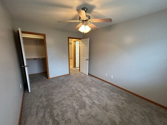 Building Photo - 8528 Flintlock Cir