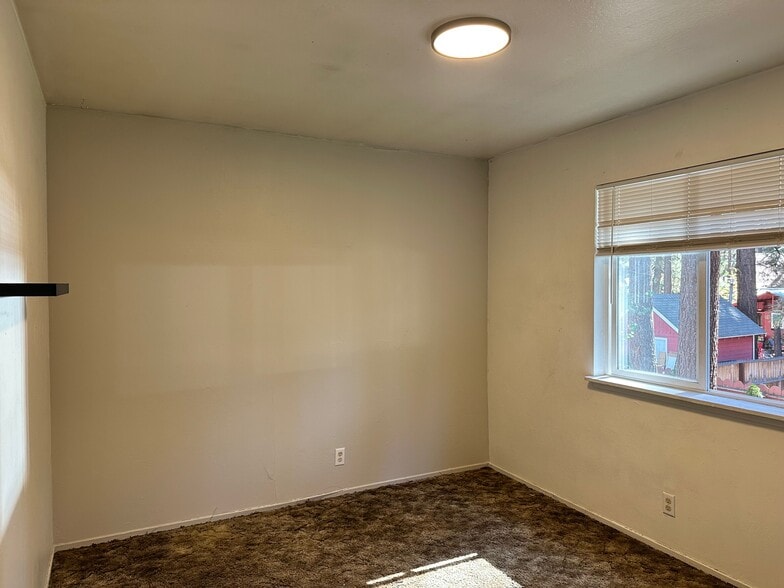 Bedroom 2 - 3310 Treehaven Dr