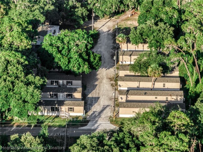 Building Photo - 44 Crawford Dr