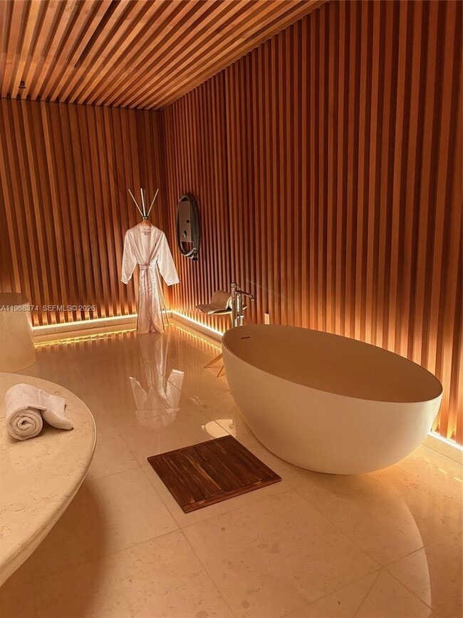 Building Photo - 8701 Collins Ave