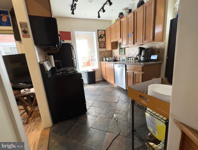 Building Photo - 3212 Winter St