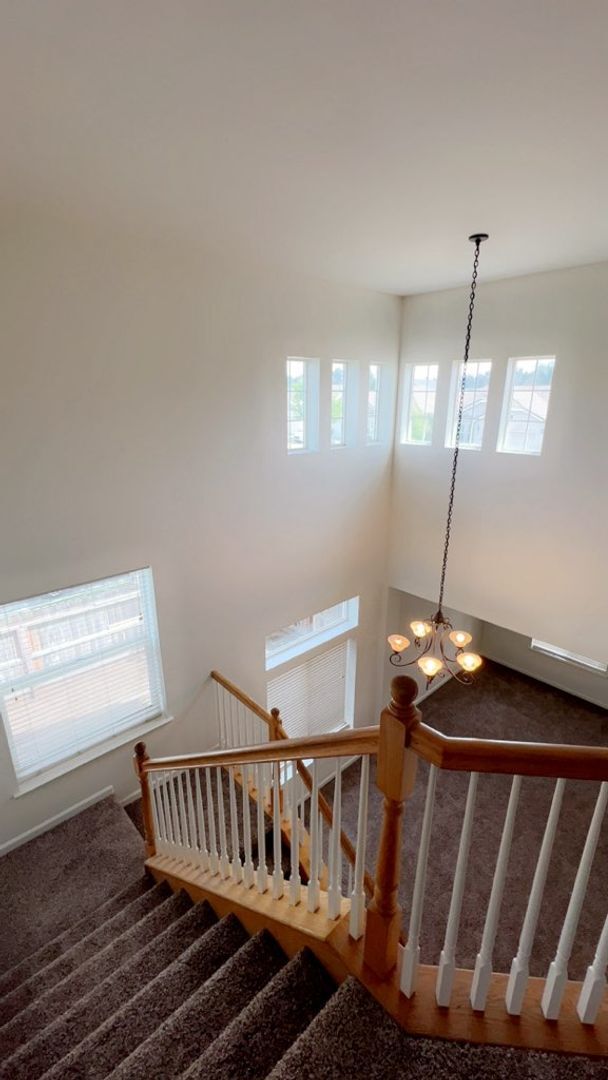Building Photo - Make our house your HOME!