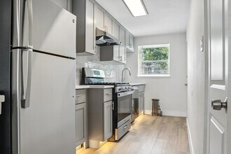 Building Photo - 1368 Lafayette St