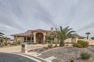 Building Photo - Beautiful single story Lake Las Vegas home...