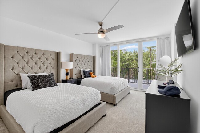 Building Photo - 4750 S Ocean Blvd