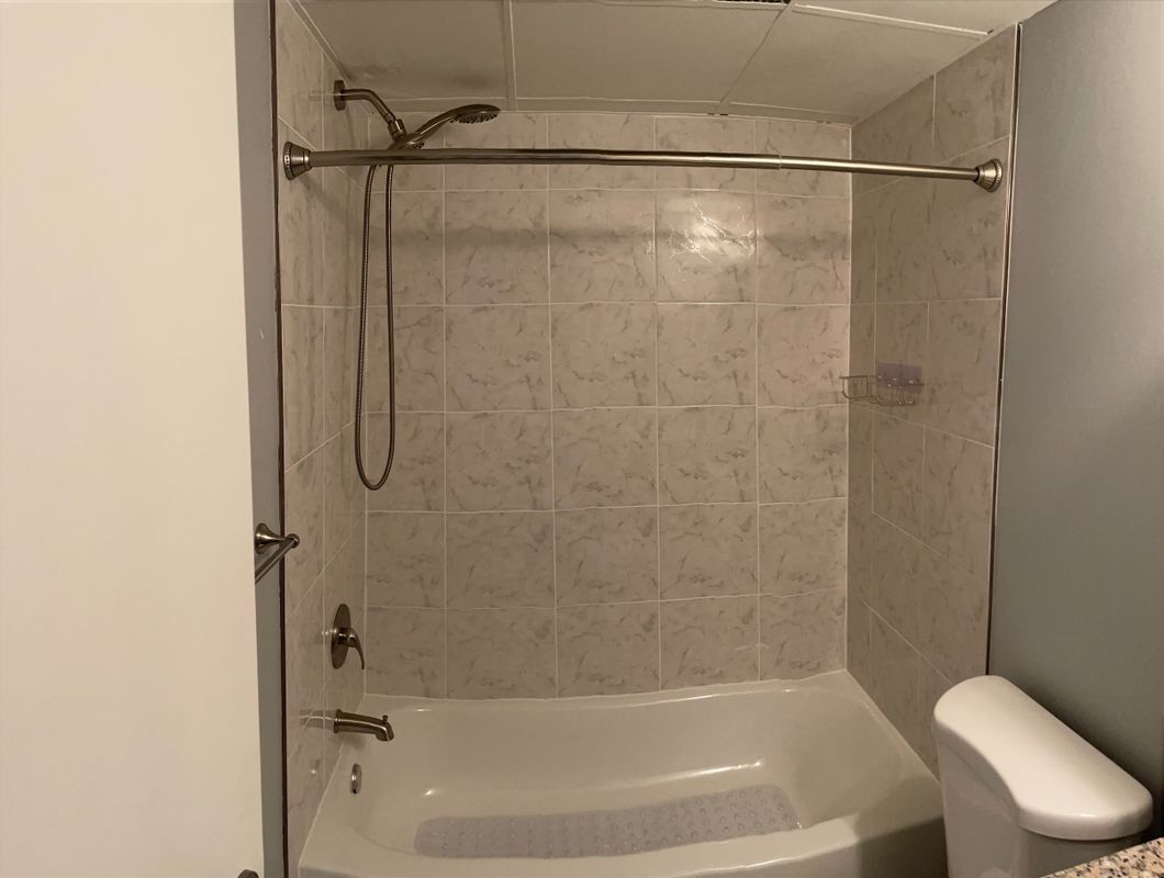 Building Photo - 1575 W Street Rd