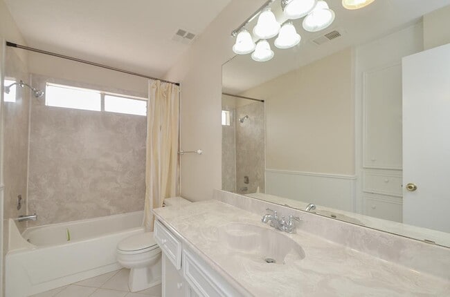 Building Photo - 1035 Western Meadows Dr