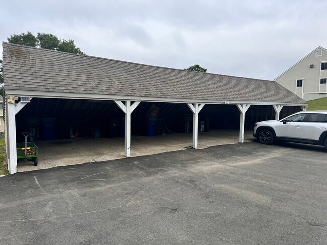 Building Photo - 118 Bayberry Ln