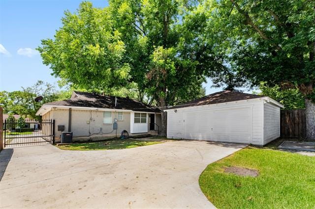 Building Photo - 6933 Wake Forrest Dr