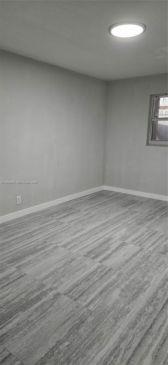 Building Photo - 1408 SW 9th Ave