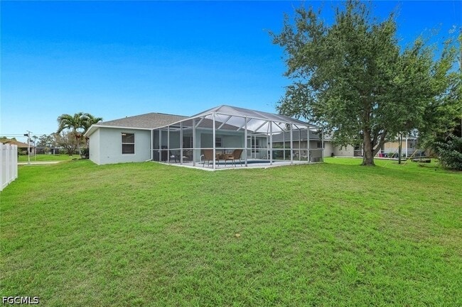 Building Photo - 3322 Oasis Blvd