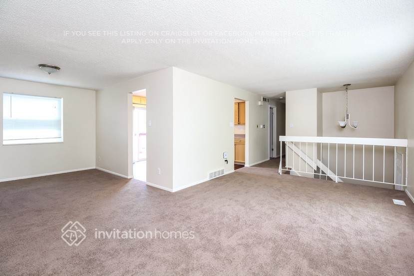 Building Photo - 10970 Newland St