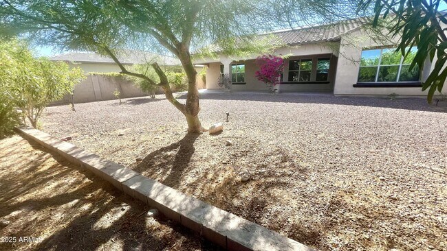 Building Photo - 4571 N Arbor Way