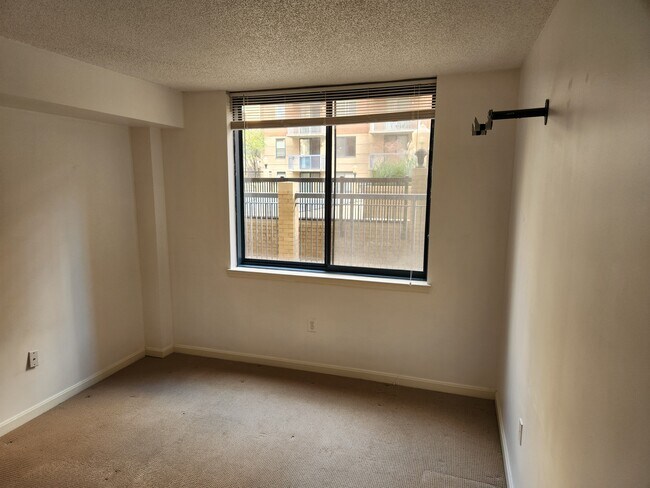 Building Photo - 3835 9th St N