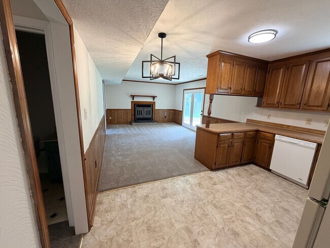 Building Photo - 724 Pilot House Dr
