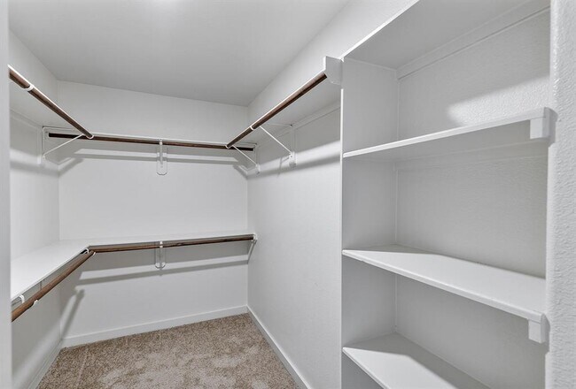Building Photo - 15010 Eagle feather ct.
