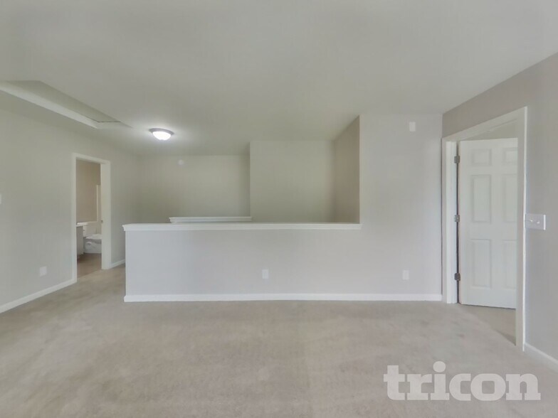 Building Photo - 12724 Frank Wiley Ln