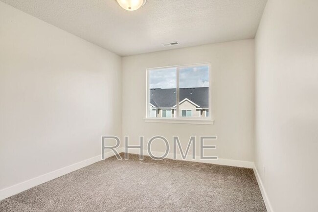 Building Photo - 13959 S Champlin Peak Dr