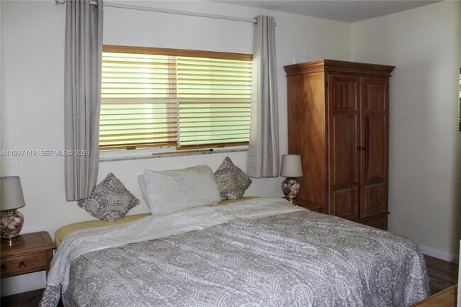 Building Photo - 1750 S Ocean Blvd