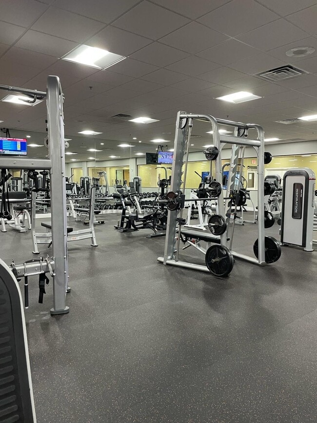 Building Photo - 2052 Cornwall C