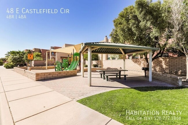 Building Photo - 48 E Castlefield Cir